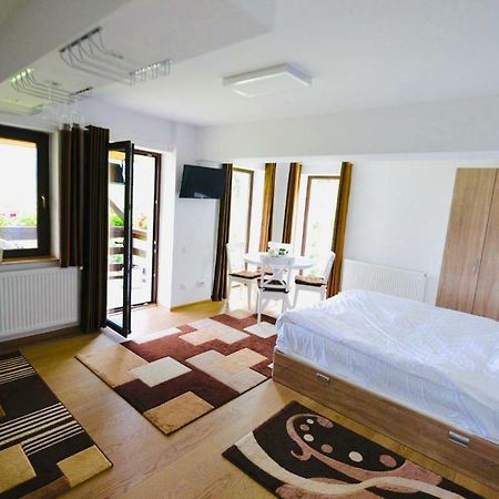 Nature House Predeal Bagian luar foto
