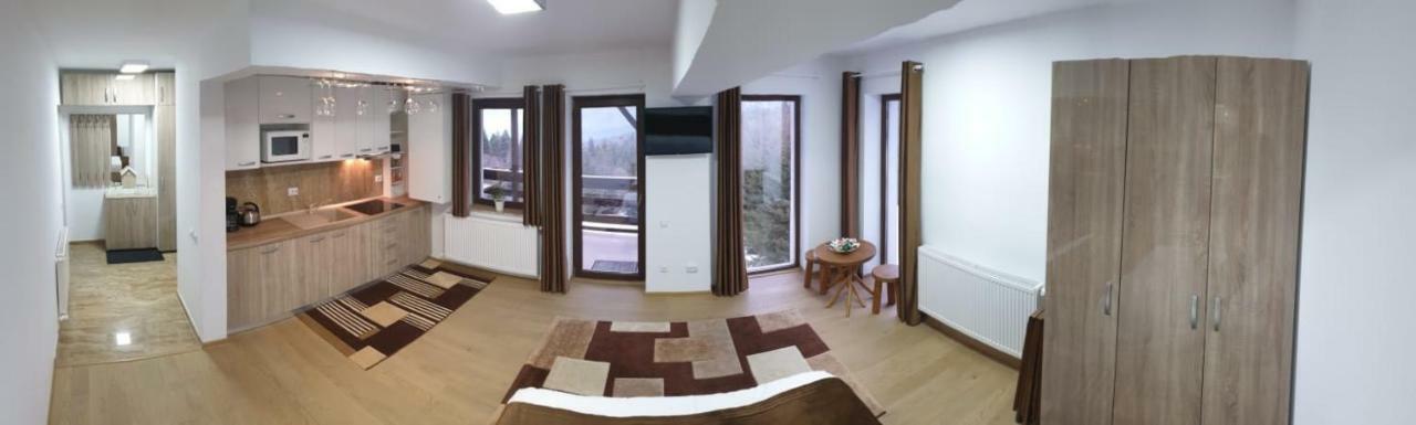 Nature House Predeal Bagian luar foto