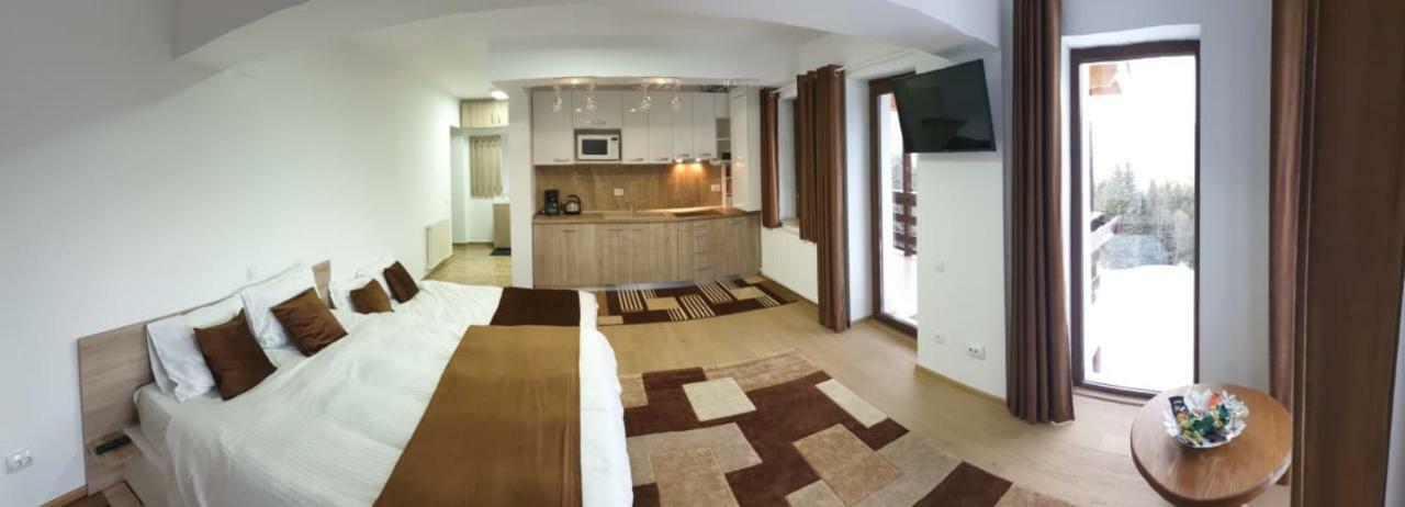 Nature House Predeal Bagian luar foto